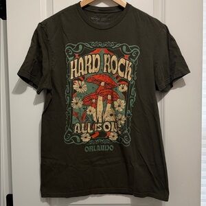 Women’s Hard Rock Graphic T-Shirt - Medium